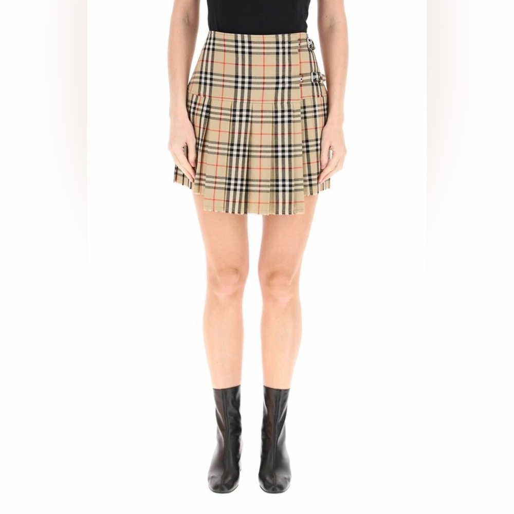 Burberry Zoe Vintage Check Asymmetrical
Kilt Mini Skirt Size M - Picture 3 of 12
